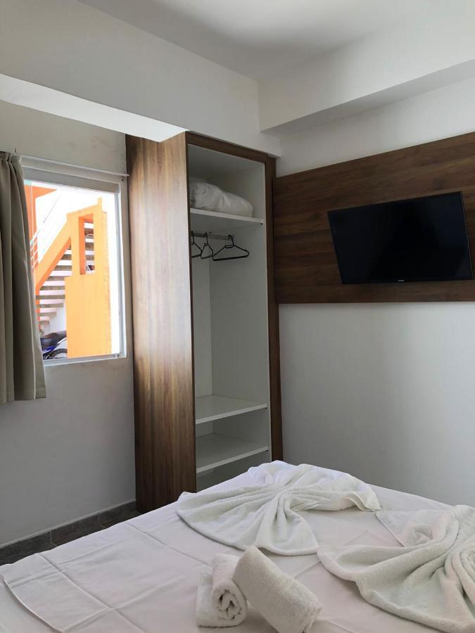 Hotel Enseada Beira Mar Гуаружа Екстер'єр фото