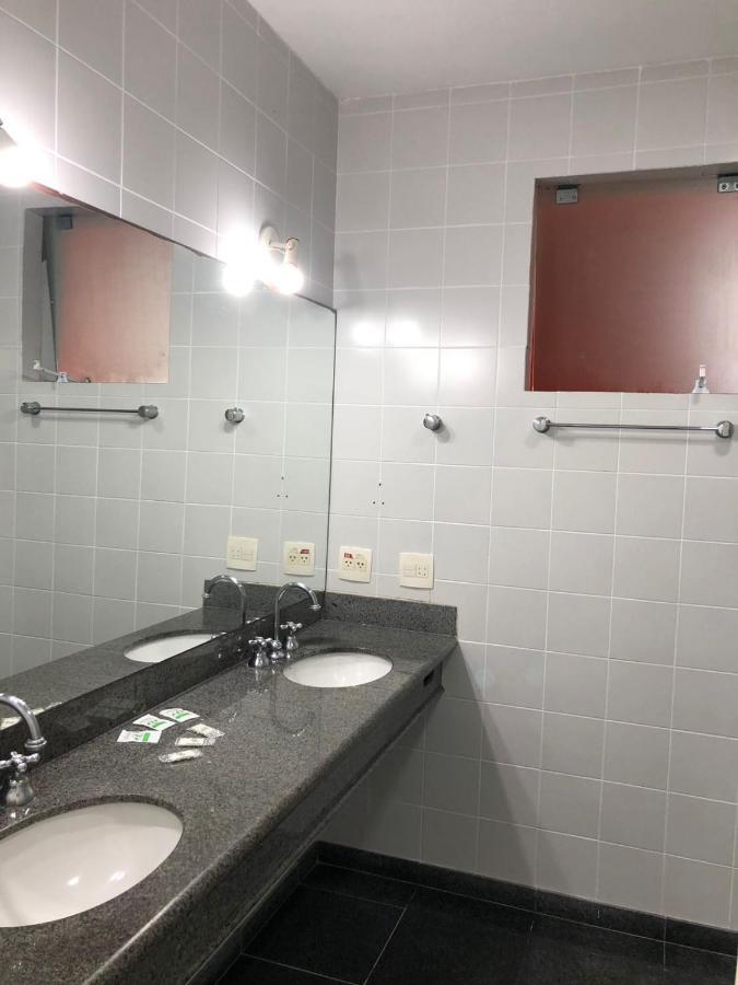 Hotel Enseada Beira Mar Гуаружа Екстер'єр фото